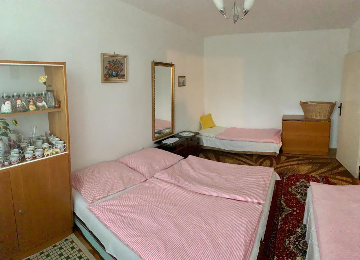 Cely Byt Zelnava Appartement Buitenkant foto